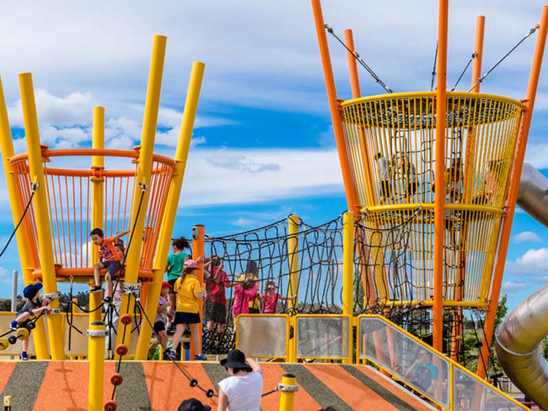 户外儿童组合爬网