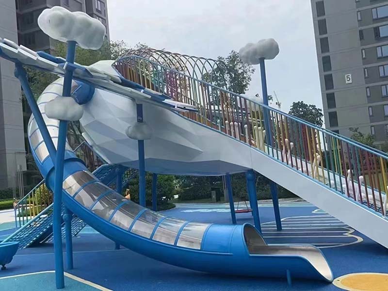 小鸟造型非标游乐设备效果图