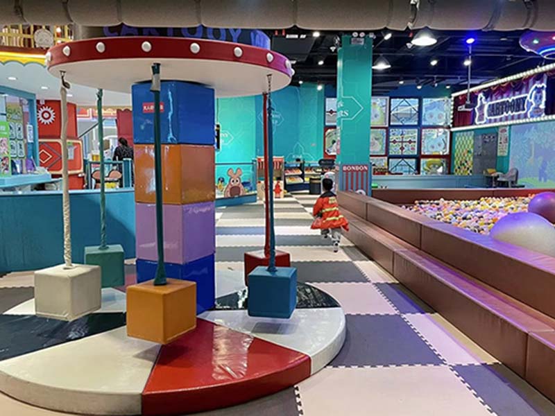 小型室内儿童淘气堡