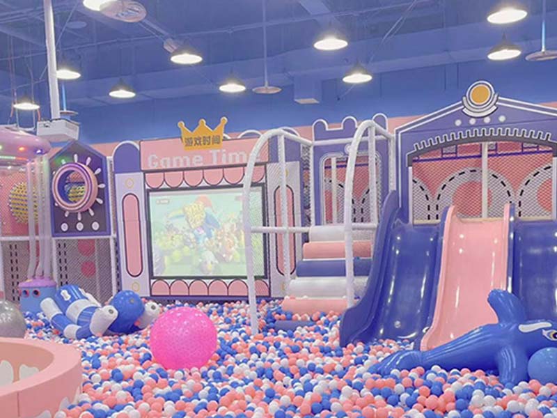新型室内淘气堡厂家