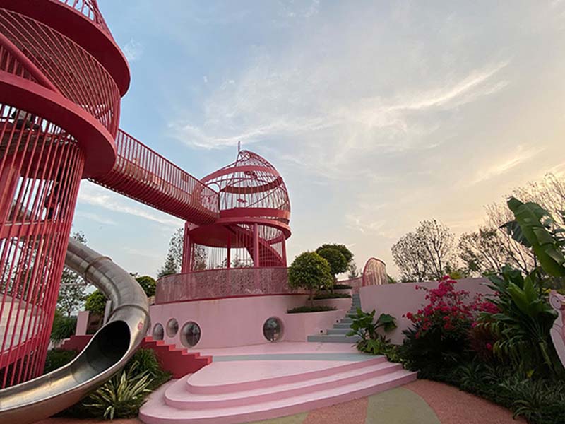 新型无动力游乐设备