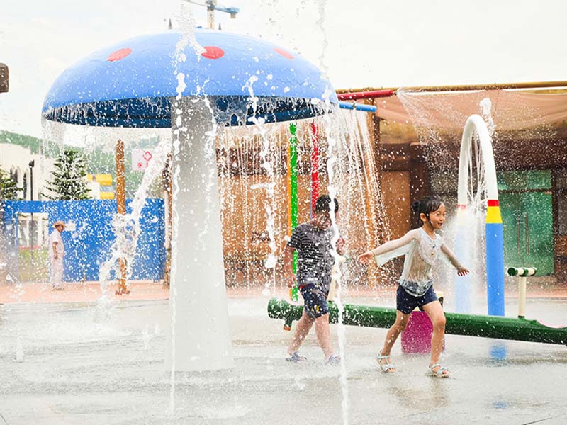 水上儿童乐园戏水小品