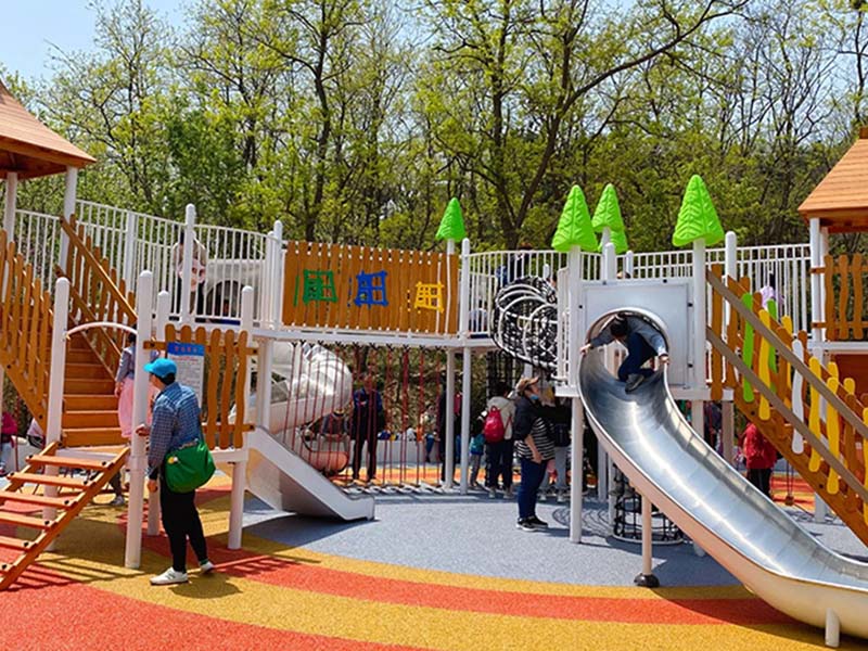 儿童乐园木质非标游乐设备
