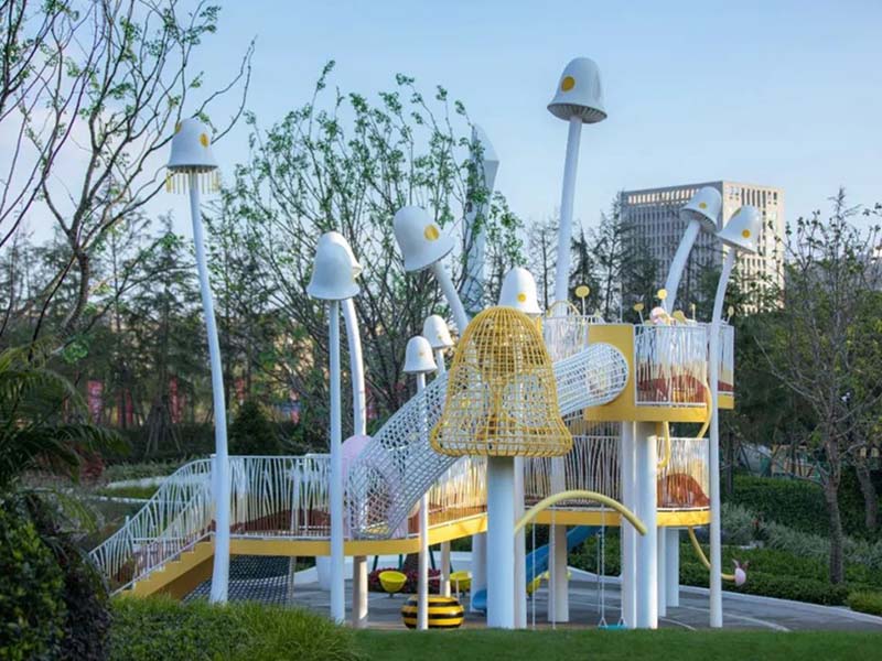 非标定制游乐设备实拍图